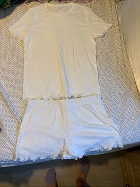 Lightweight White Ribbed Short Sleeve Tee & Shorts Sleep Set